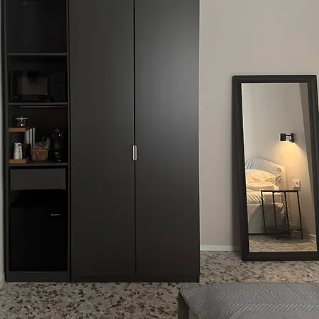 Landlord 15 3* Bari